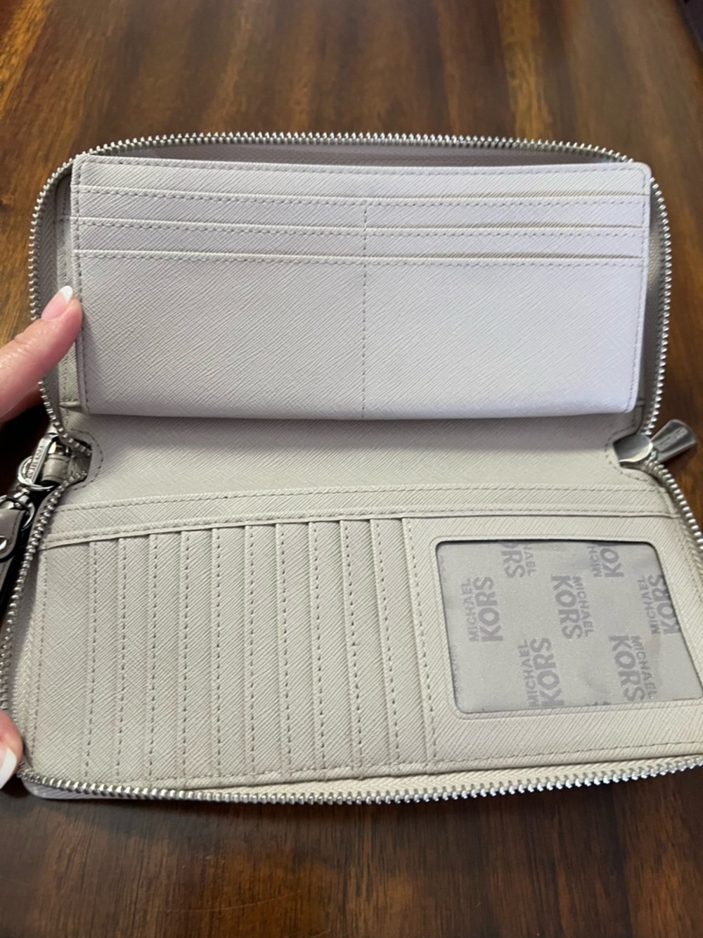 Michael Kors Leather Wallet/Wristlet - Picture 3 of 14